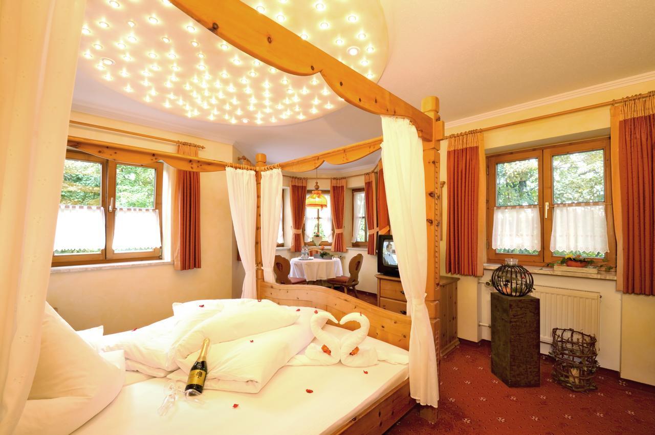 Landhotel Gruener Baum Westendorf  Extérieur photo