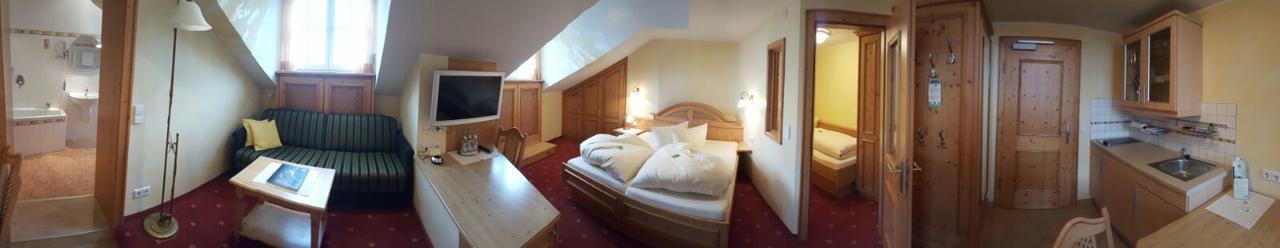 Landhotel Gruener Baum Westendorf  Extérieur photo
